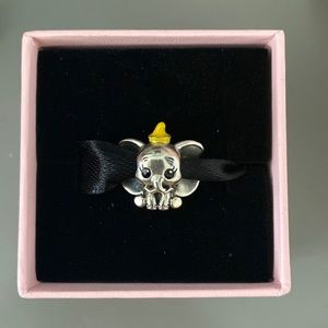Disneys Dumbo charm